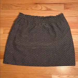Loft black and white skirt with pockets